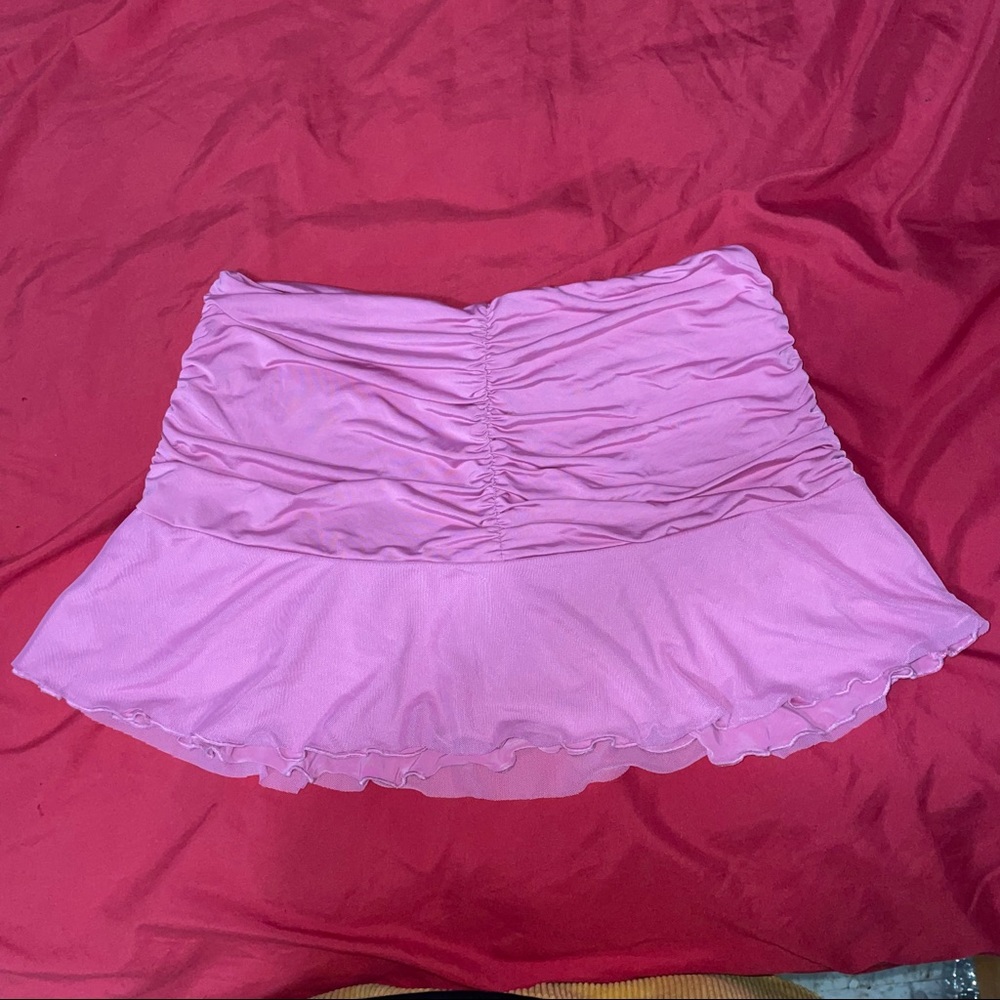 I am gia pink circle skirt